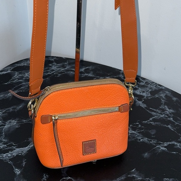 DOONEY & BOURKE Pebble Grain Leather Orange Mini Domed Crossbody Bag AUTHENTIC - Picture 9 of 10